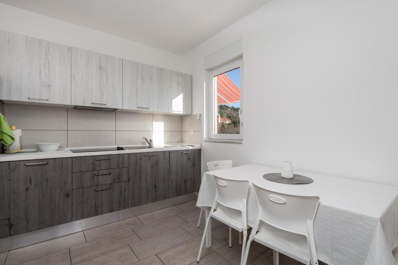 Apartment Tonka Barbat na Rabu Exteriér fotografie
